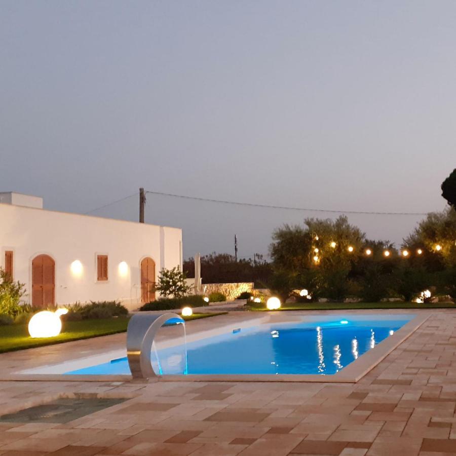 Private Pool & Parking Donna Lina Villa Conversano Exterior photo